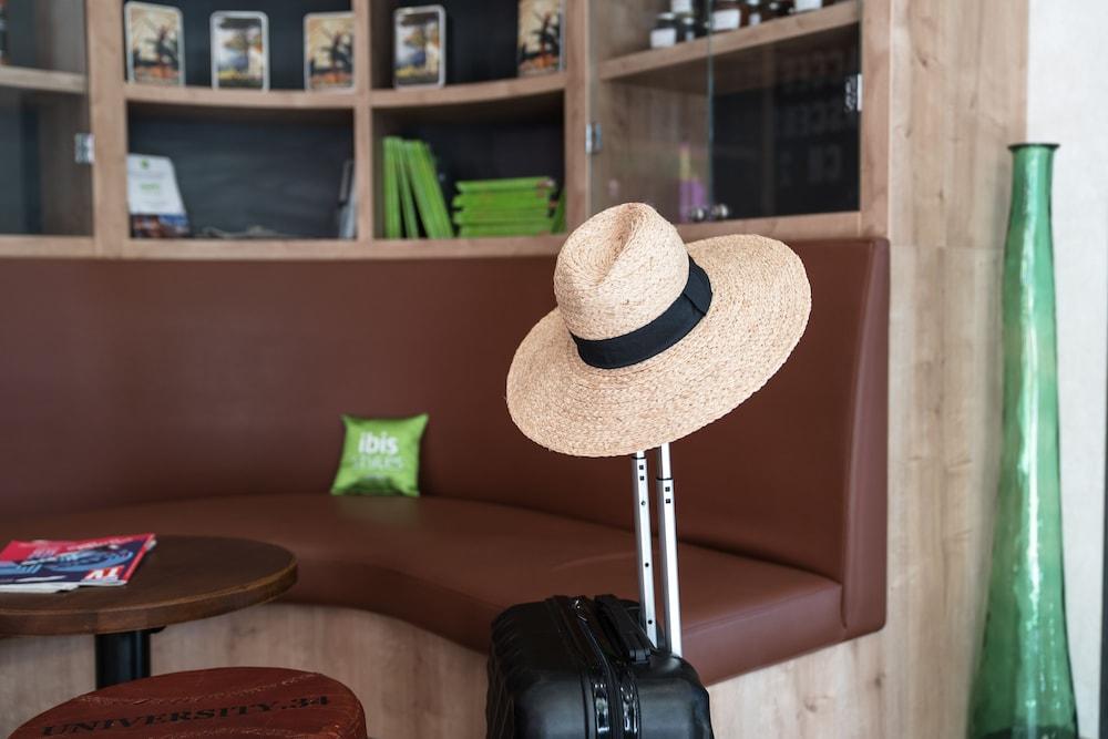 Ibis Styles Hyeres Rooftop & Spa Exterior photo