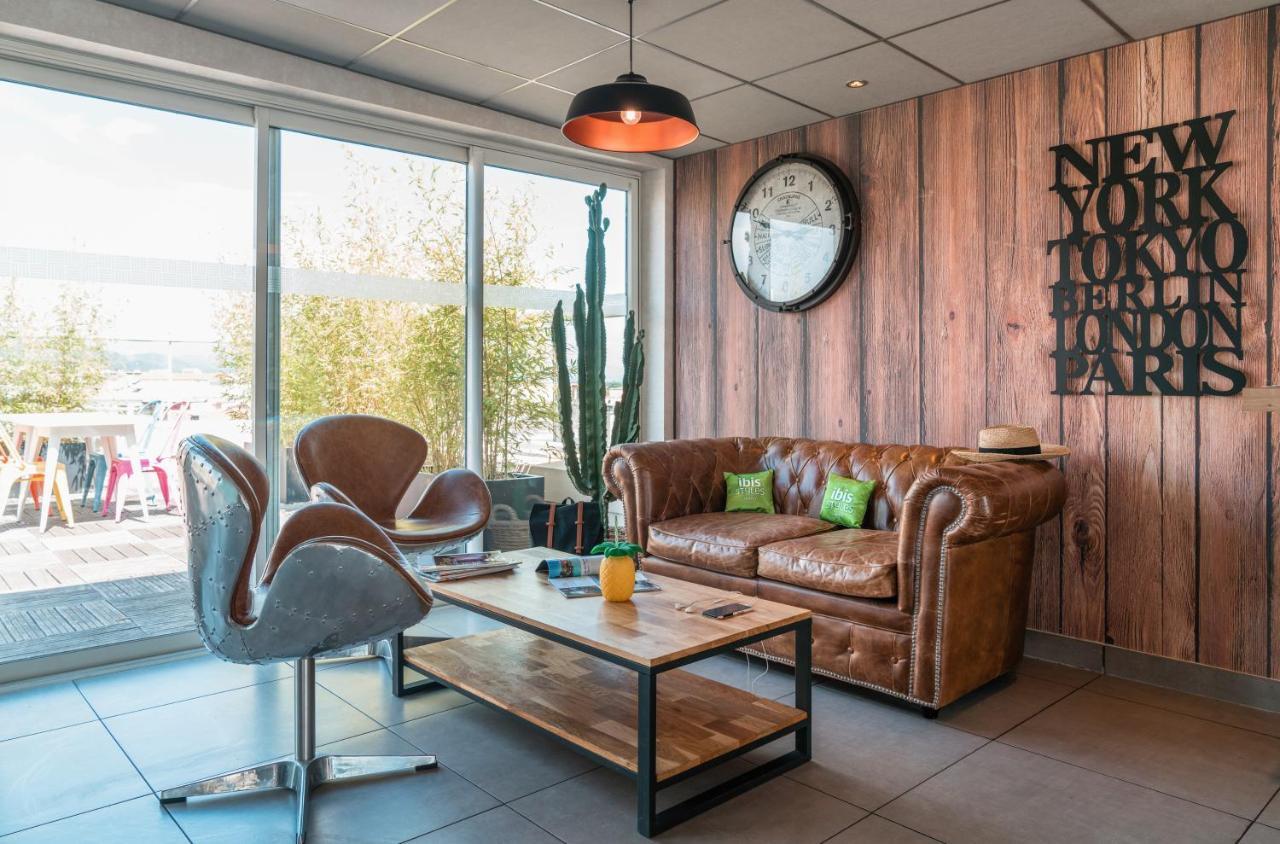 Ibis Styles Hyeres Rooftop & Spa Exterior photo